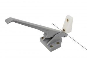 Accessoires ferrures pour chambres froides