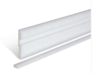 PLINTHE POLYETHYLENE BLANC H100MM AVEC PROFIL D'INSERT